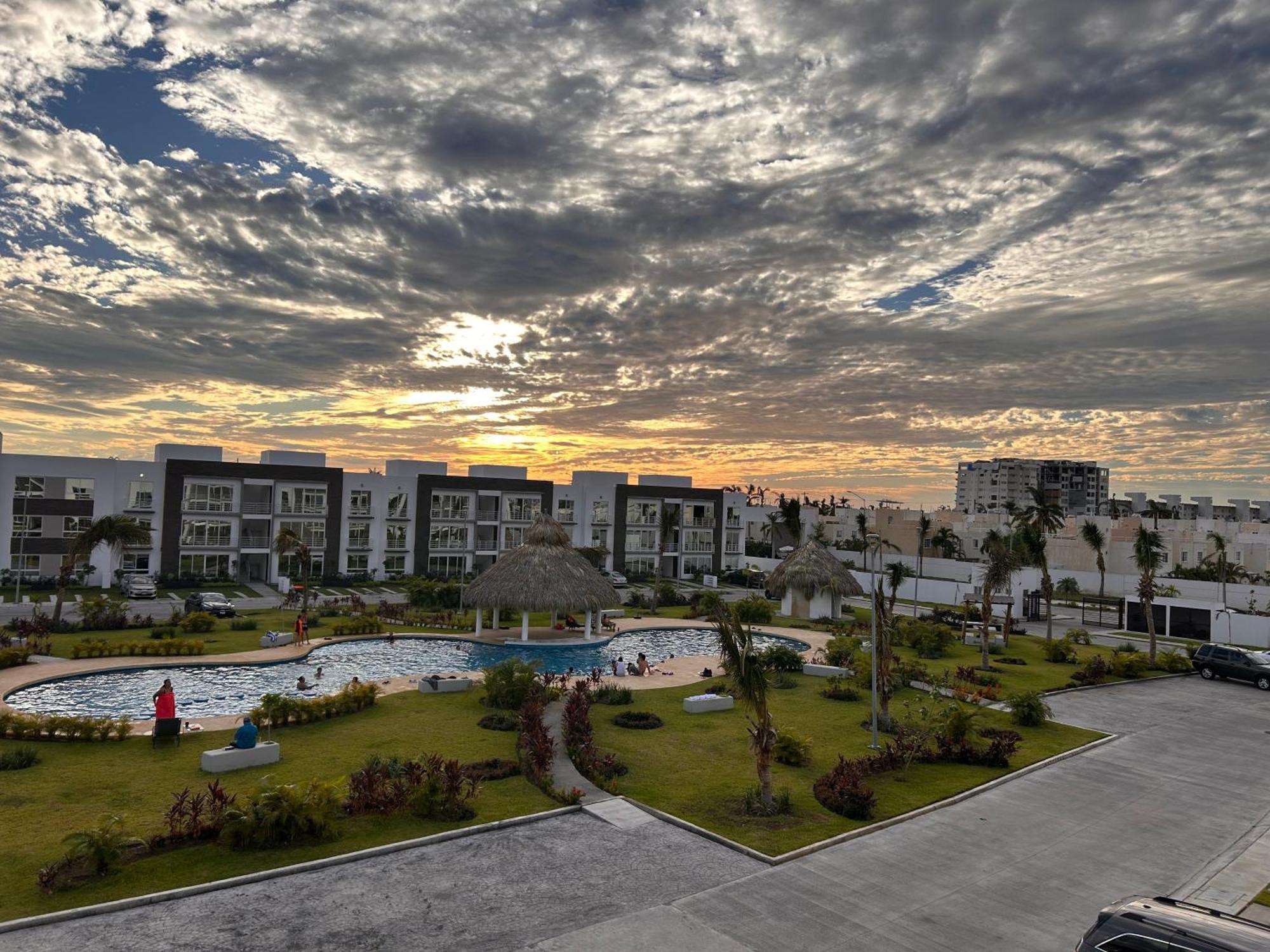 Hermoso Apartamento Con Club De Playa アカプルコ エクステリア 写真
